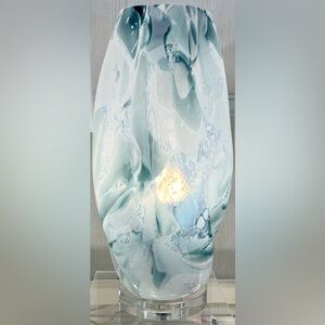 Tommy Bahama Small Glass Blue Fusion table top lamp New